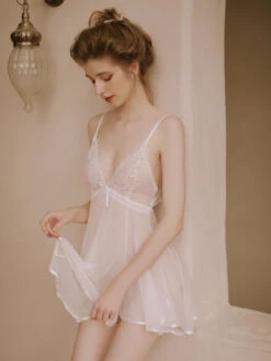 Sofyee Sweet Cream Jasmine Perspective Bow Tie Pajamas(Sofyee Sweet Cream Jasmine Perspective Bow Tie Pajamas)