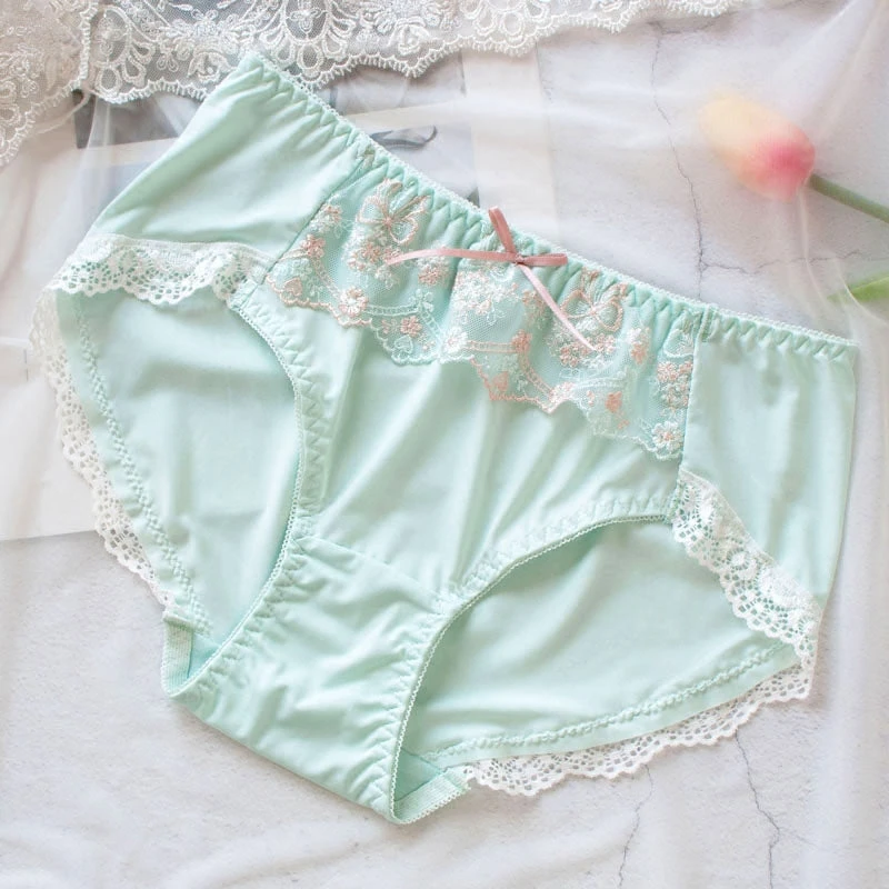 Japanese Spring Flower Blossom Cute Sweetie Push Up Bra Set(Japanese Spring Flower Blossom Cute Sweetie Push Up Bra) 5 Japanese Spring Flower Blossom Cute Sweetie Push Up Bra Set(Japanese Spring Flower Blossom Cute Sweetie Push Up Bra) - Image 3